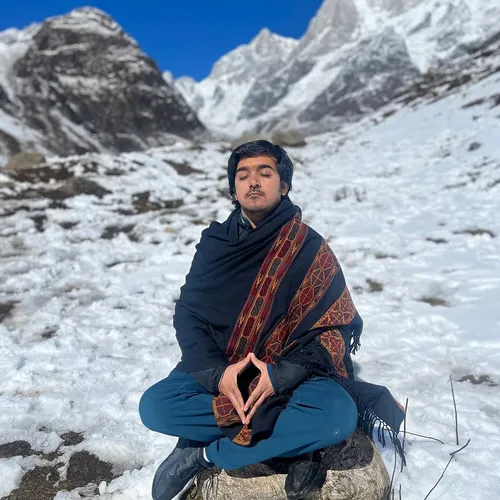 Ritesh Ahuja in meditation in the Himalaya